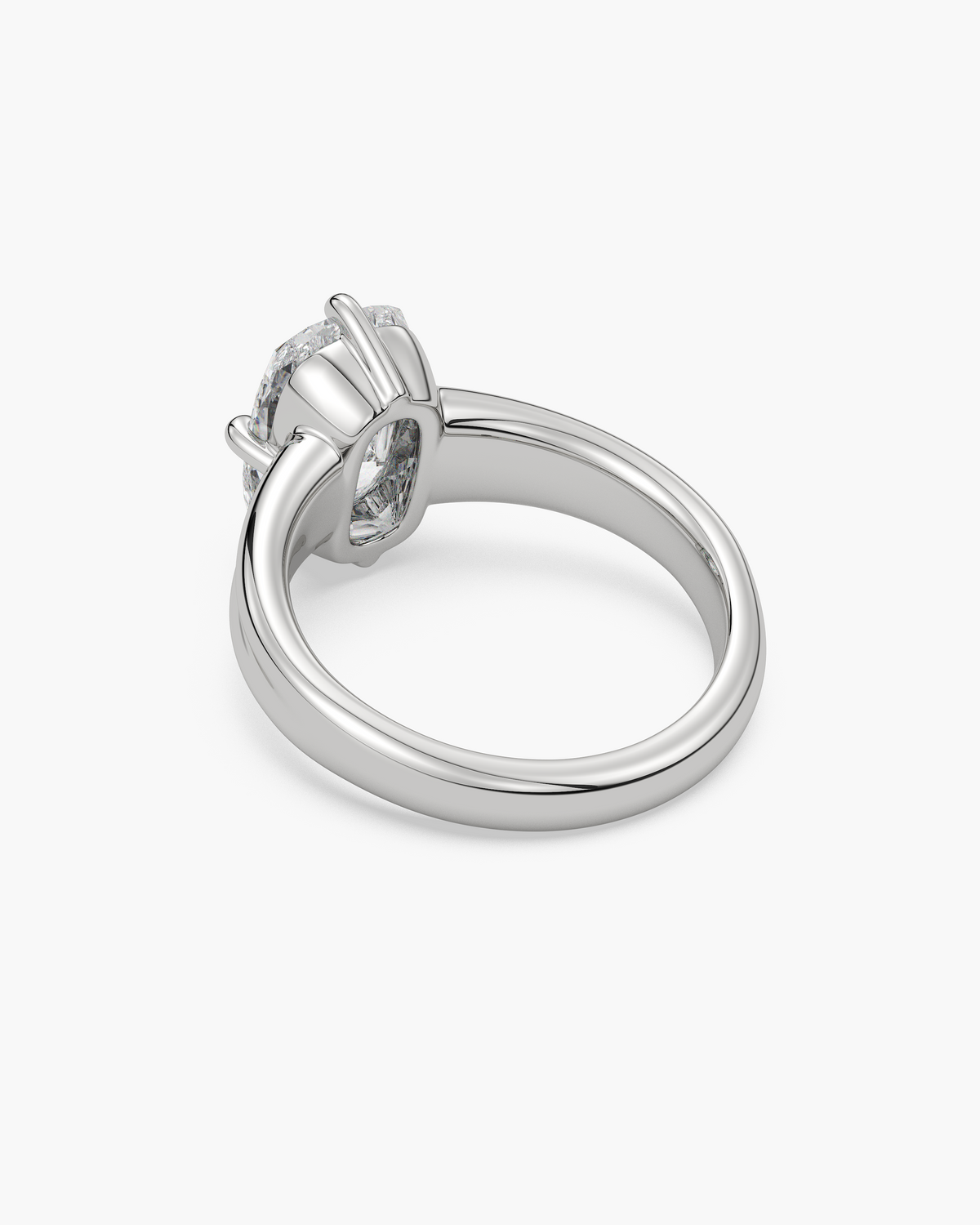 Sen (森) Ribbed Elongated Old Mine Cut Solitaire