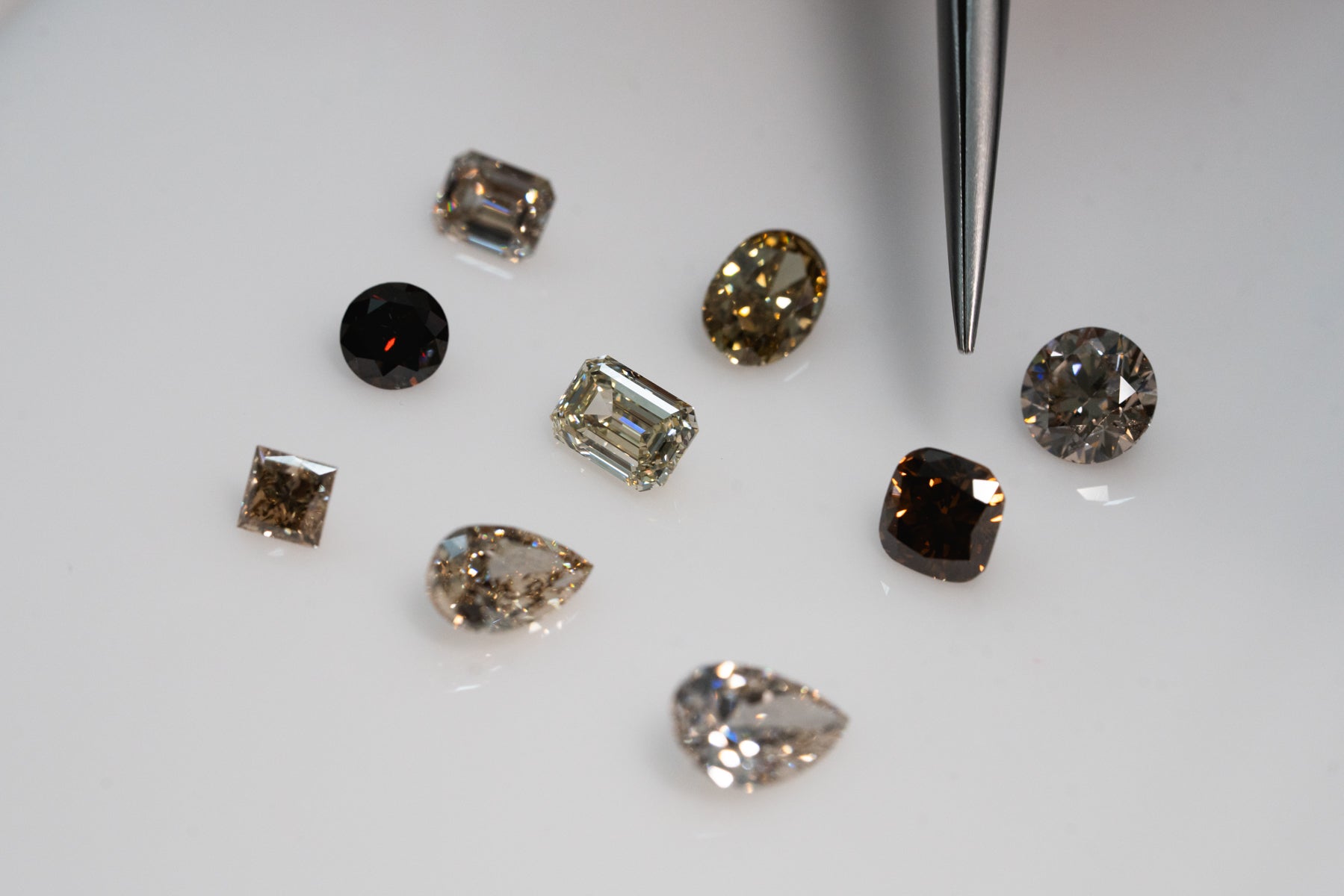 The Hidden Gem: Why Brown Diamonds Are the Perfect Alternative for Eng ...